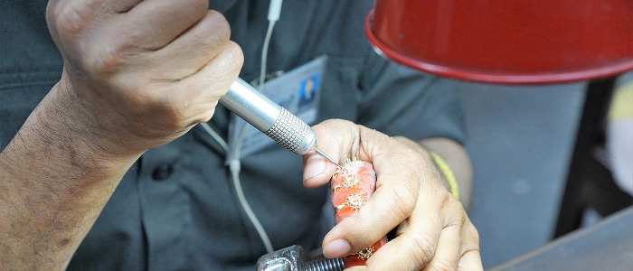 貴金属宝石細工工